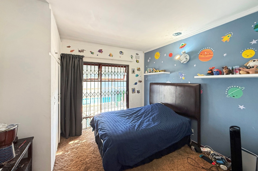 4 Bedroom Property for Sale in Monte Vista Western Cape